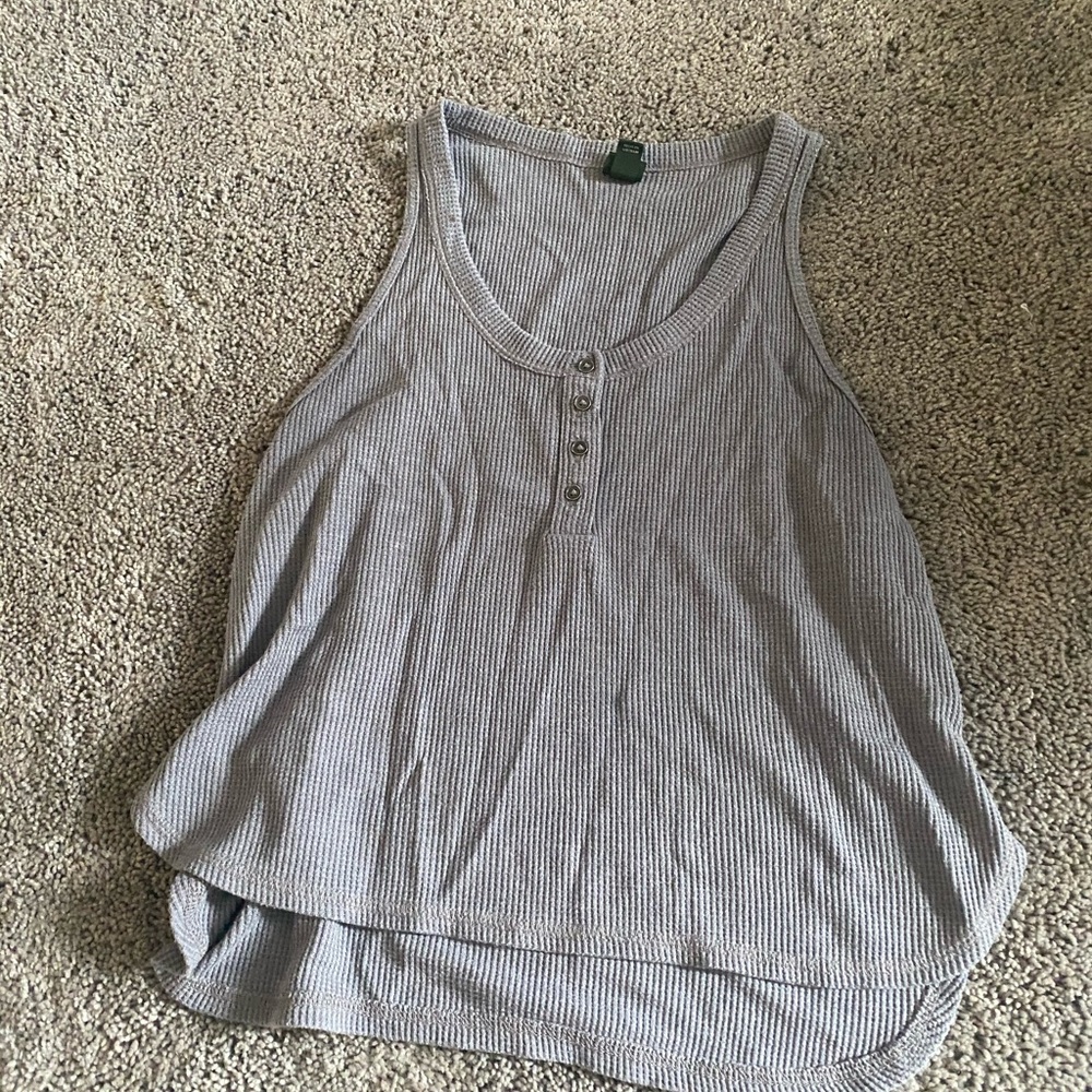 Light grey tank top